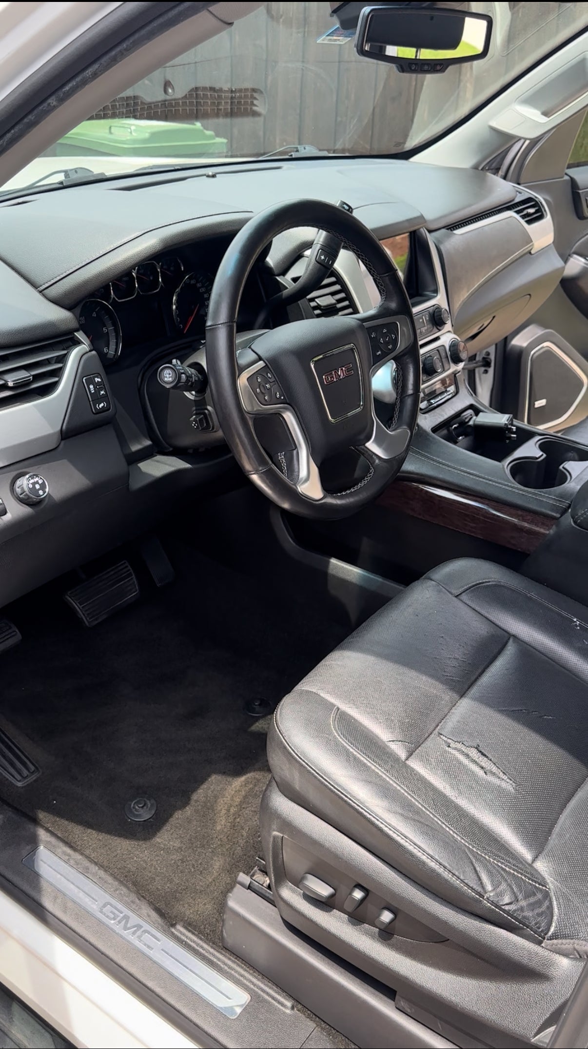 Basic Interior Detail